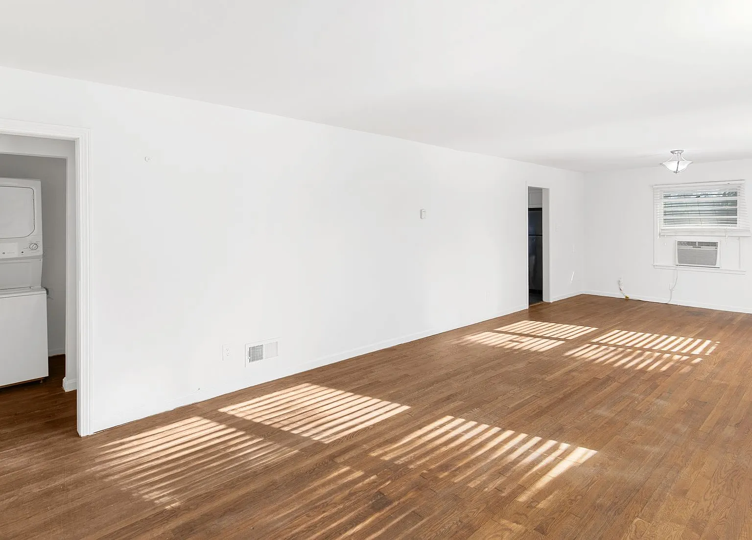 Cahaba Park Apartments — Photo 2