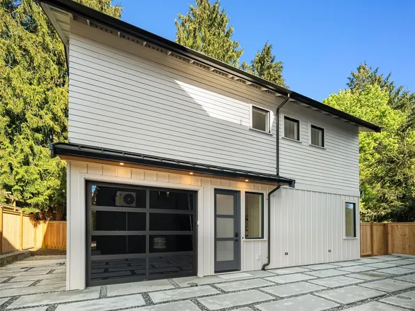 7064 Cleopatra Place NW, Seattle, WA 98117