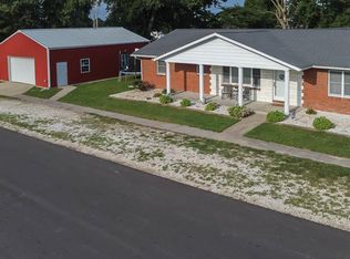 101 E Main St, Fieldon, IL 62031