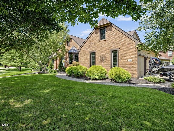 3rd image of 2266 Heatherwood Dr