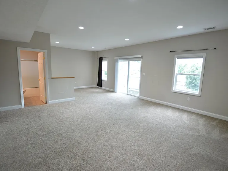 232 Newberry Ln — Photo 8