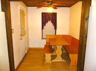 102 Victoria St, Springfield, MA 01104