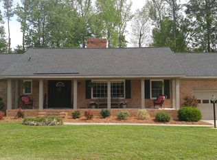 2403 Sparre Dr, Kinston, NC 28504