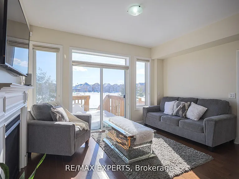 27 Hogan Manor Dr — Photo 16