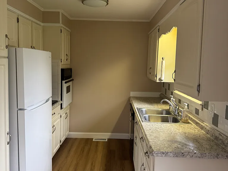 4316 Rock Rose Cir — Photo 9