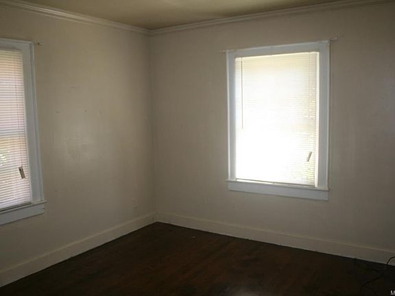 5th image of 107 Brantwood Dr #B