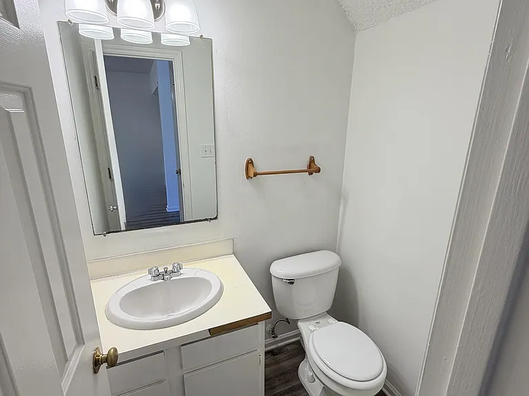 1010 B S Barbeque Rd #B — Photo 6