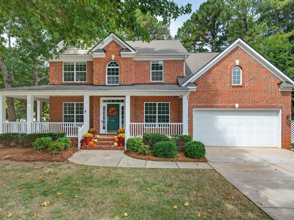 8401 Piney Branch Dr, Apex, NC 27539