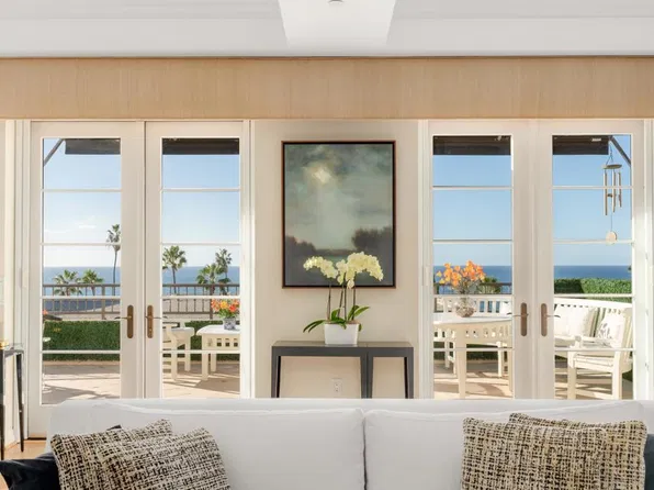 464 Prospect St #Penthouse 1, La Jolla, CA 92037