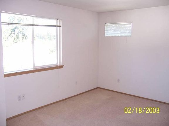 3rd image of 12428 63rd Ave E