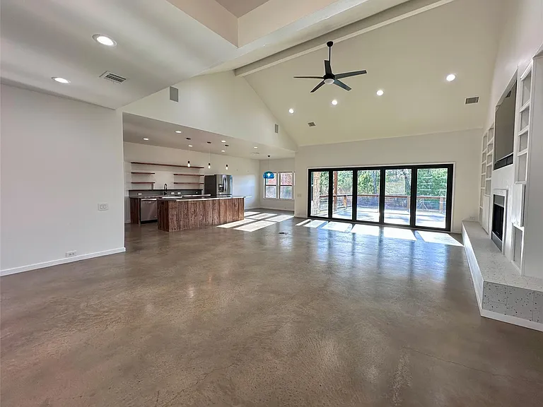 137 Mulberry Ln — Photo 8