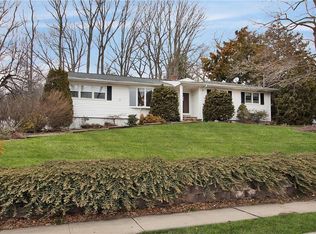 94 Old Stage Rd, East Brunswick, NJ 08816