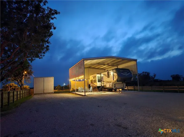 197 Joy St, Port O Connor, TX 77982