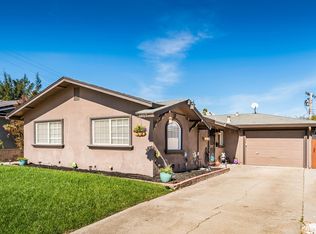 6817 Outlook Dr, Citrus Heights, CA