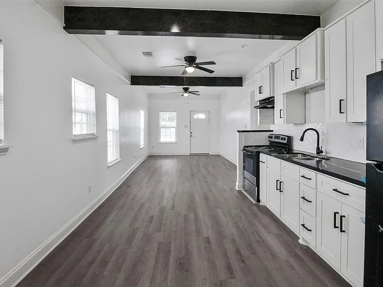 531 N Estelle St — Photo 12
