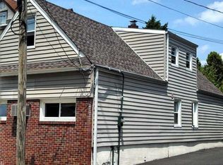 14 Alpine St, Garfield, NJ 07026