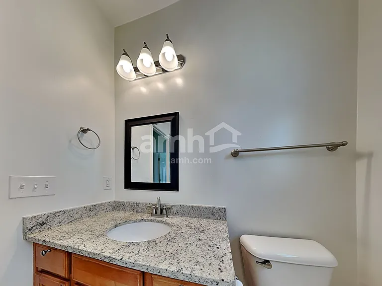 632 Stonebridge Cir — Photo 17
