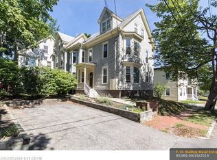 25 Fessenden St APT B, Portland, ME 04103