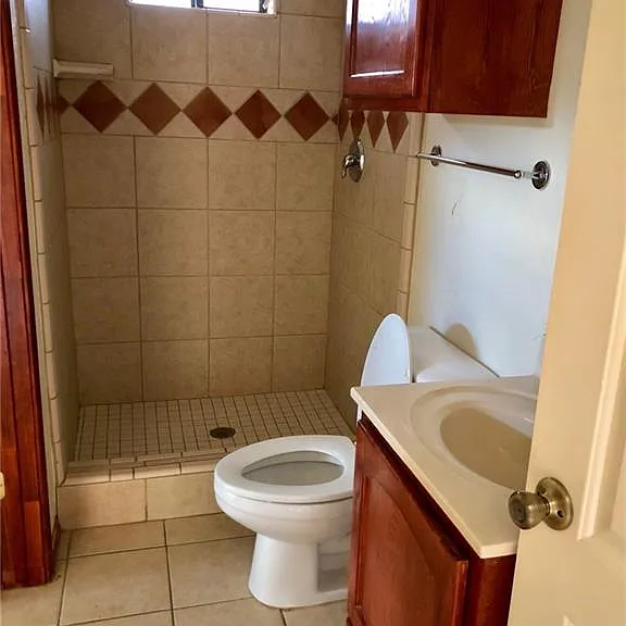 2000 Circle Dr #6 — Photo 6