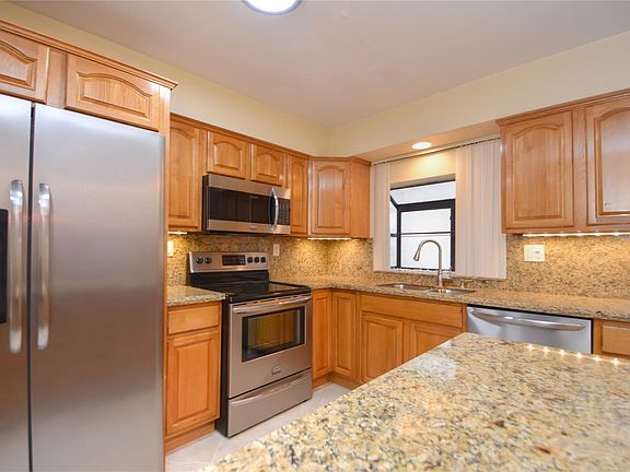 2nd image of 9429 Chelsea Drive