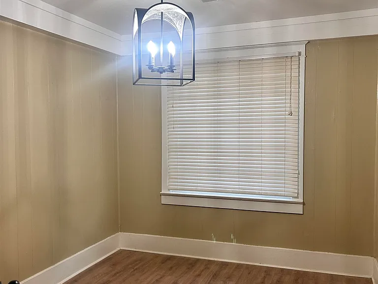 1804 Foster Ave — Photo 17