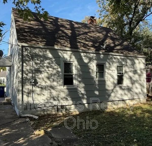 692 S Wheatland Ave — Photo 8