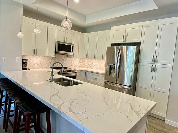 4th image of 68-1118 N Kaniku Dr APT 803