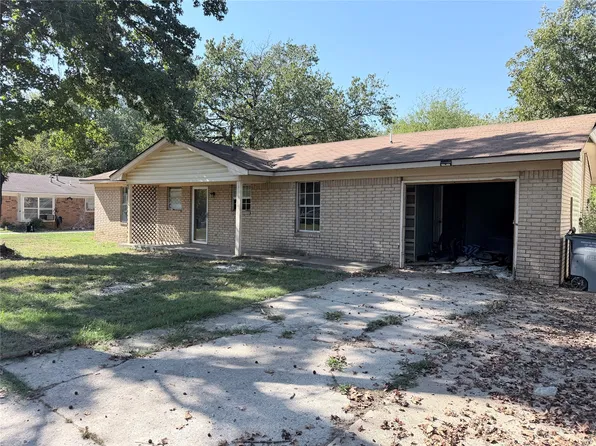 515 Park St, Wagoner, OK 74467