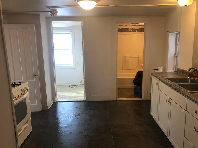 154 Main St #A — Photo 5