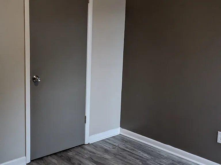 Academy Apartment — Photo 27