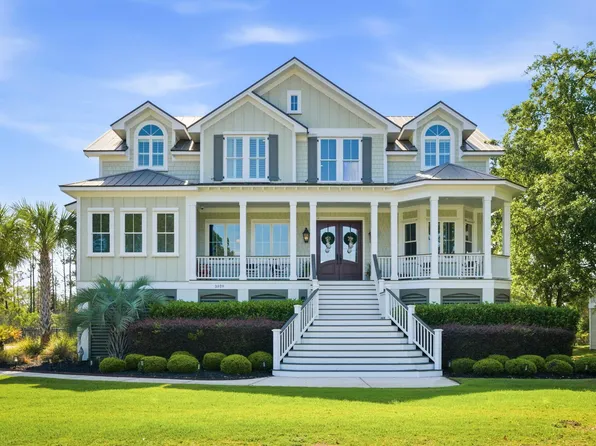 3020 Intracoastal View Dr, Mount Pleasant, SC 29466