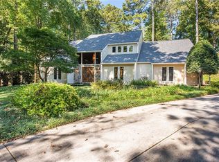 9880 Huntcliff Trce, Sandy Springs, GA 30350
