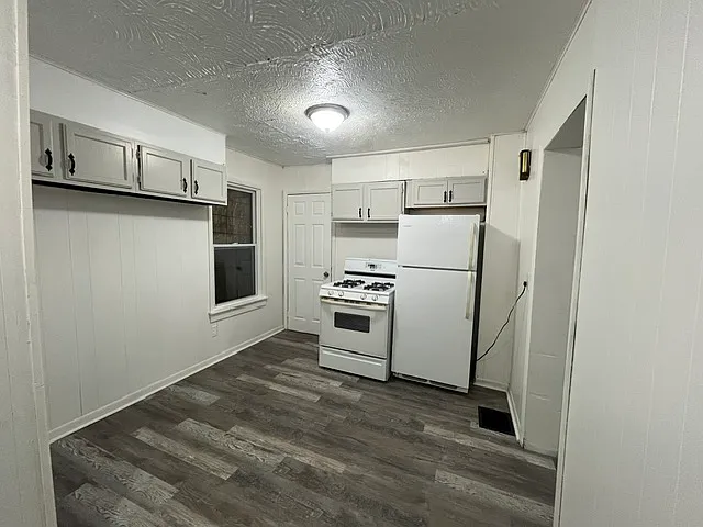 280 Murray St — Photo 12