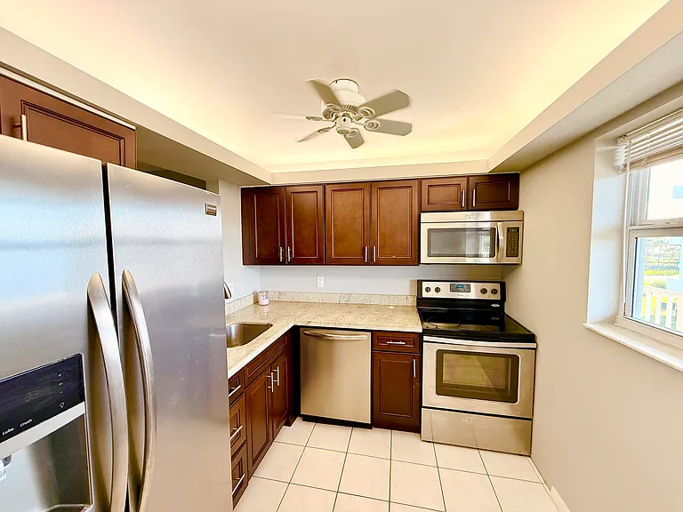 2929 S Ocean Blvd #406 — Photo 7
