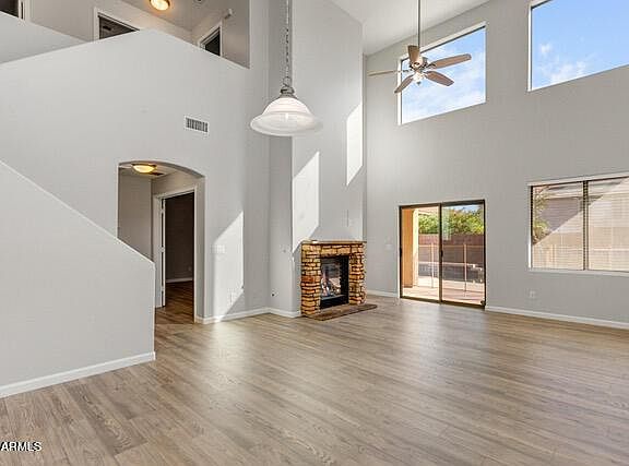 4th image of 15441 W Shangri La Rd