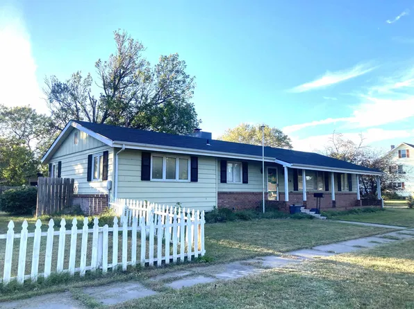 410 N Fritz Ave, Ellinwood, KS 67526