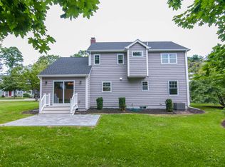 65 Valley Ave, Locust Valley, NY