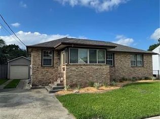 11 Sonia Pl, New Orleans, LA 70121