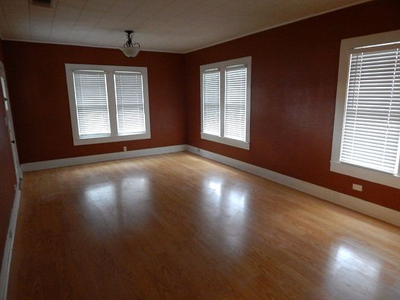4th image of 591 Avenue A