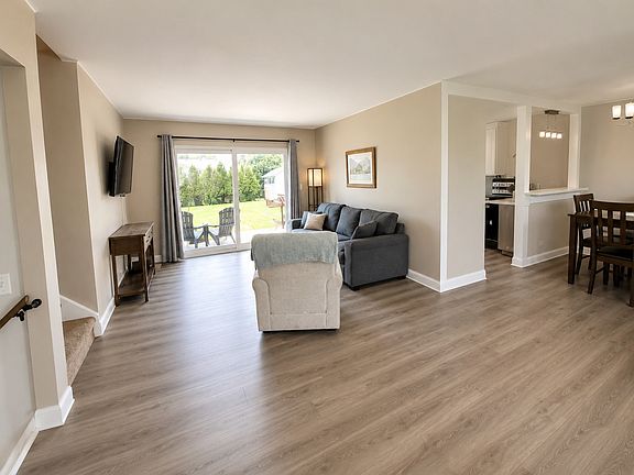 2nd image of 5432 Sinatra Ln