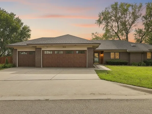 1545 Tamerisk Dr, Junction City, KS 66441