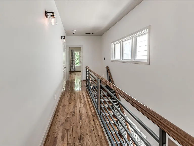 2108 Driscoll St — Photo 36