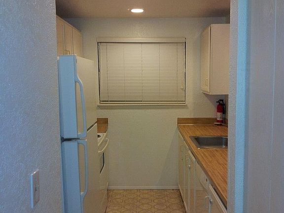 4th image of 14607 NE 81st St #A