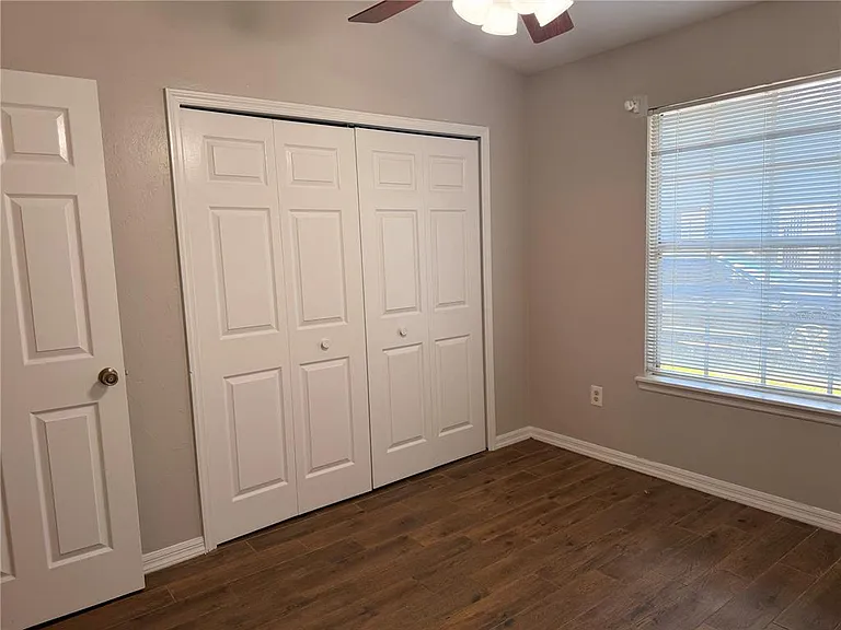 439 NW 50th Blvd — Photo 22