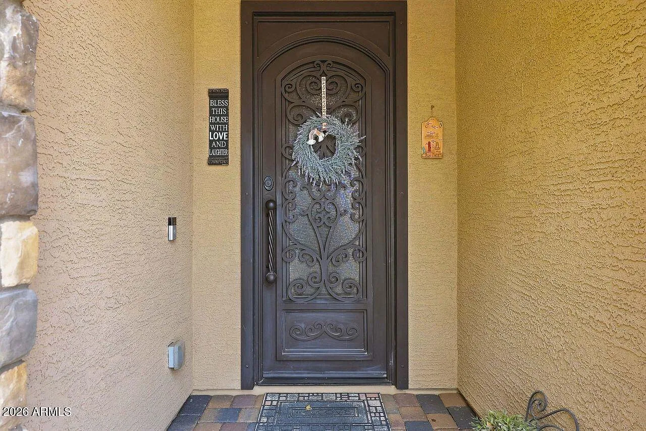 4 bed, 3.0 bath, 2387 sqft, $2,900 — Photo 3