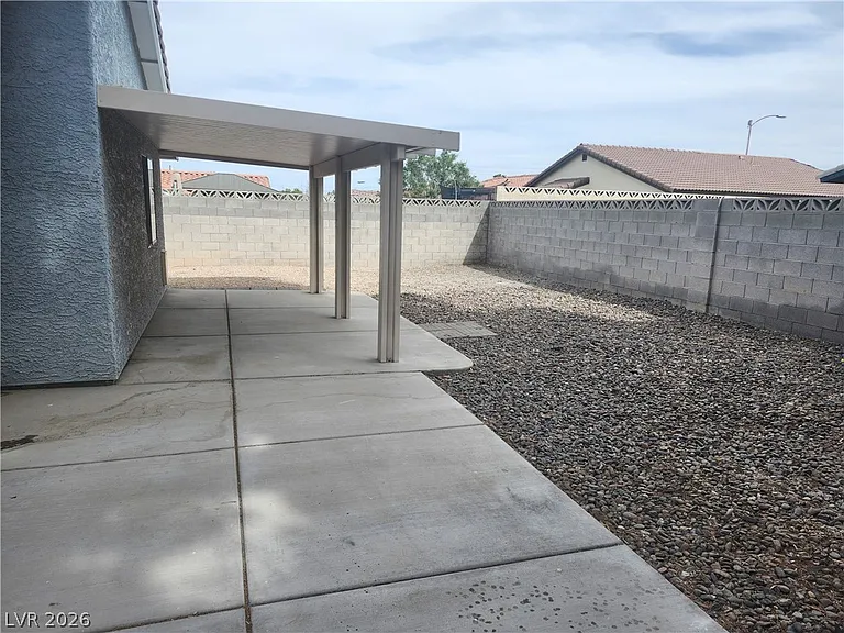7329 Lattimore Dr — Photo 21
