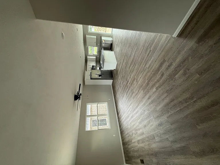 582-580 W Goodman Dr #580 — Photo 9