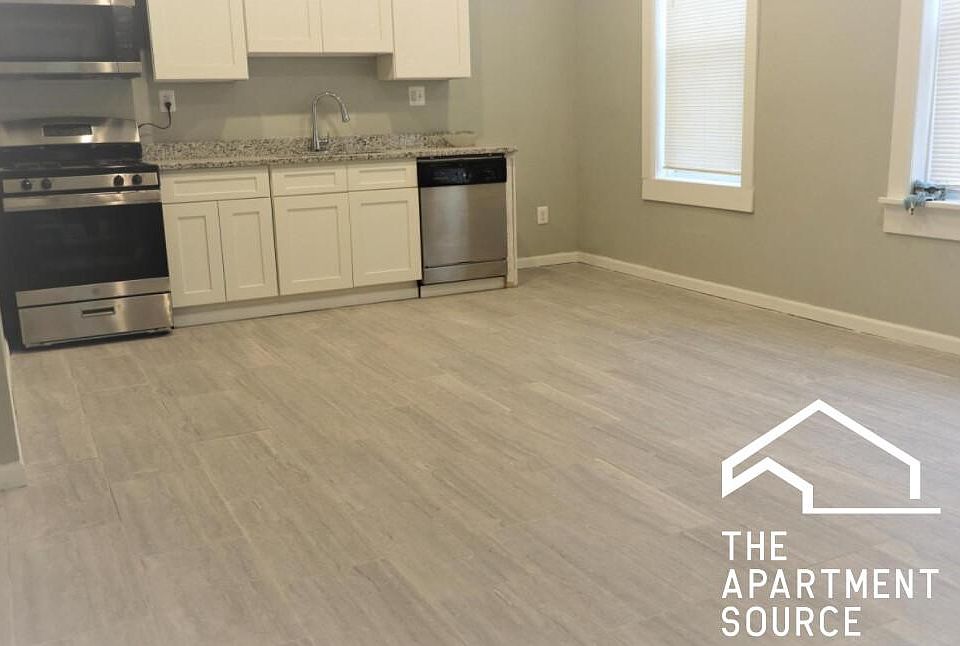 1st image of 956 N Avers Ave #2