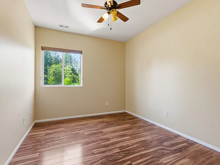 3091 Eagle Loop NE — Photo 13