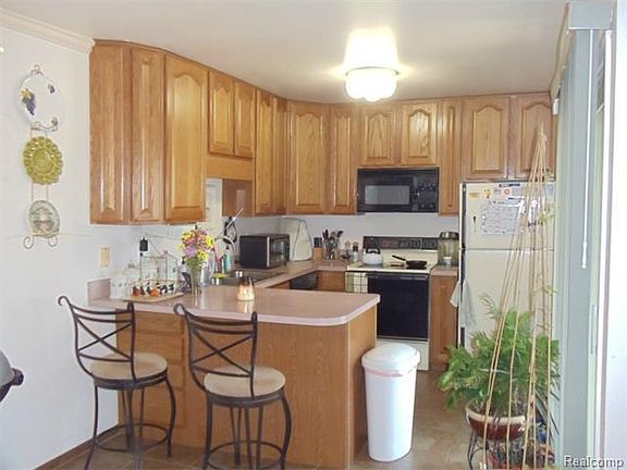 2nd image of 22842 Talford St #379